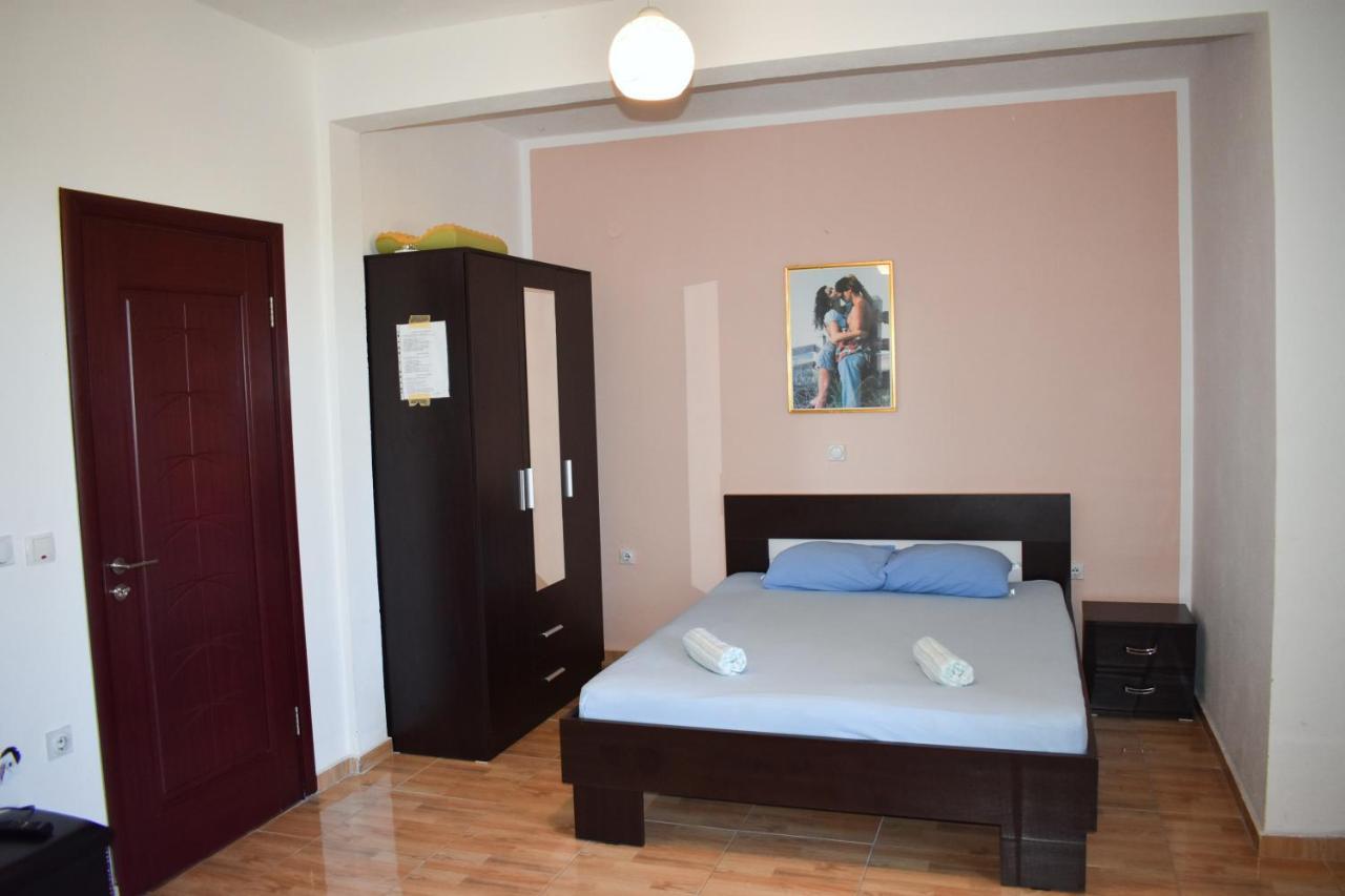 Apartments Murati Ulcinj Exterior photo