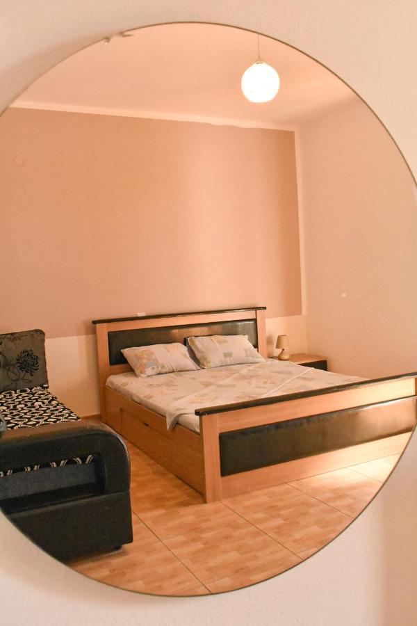 Apartments Murati Ulcinj Exterior photo